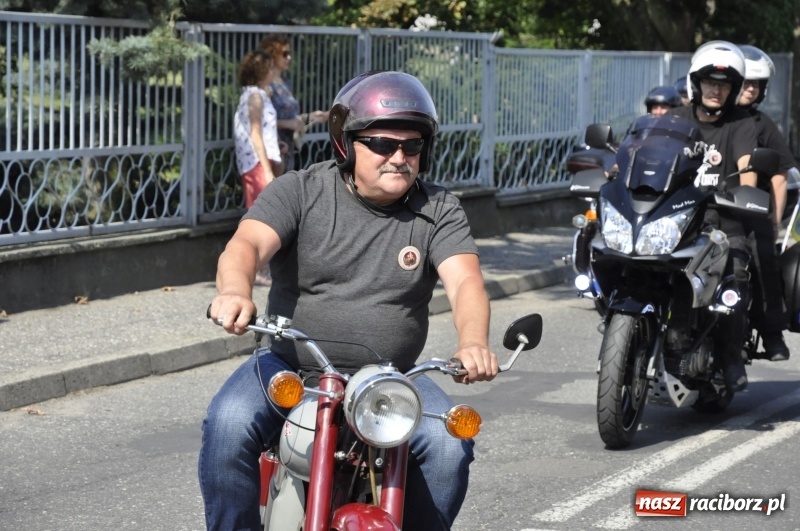 Zdjęcie w galerii na portalu naszraciborz.pl: Odpustowa parada motocyklistów w Pogrzebieniu. Najstarsza taka na Śląsku wiadomości z regionu