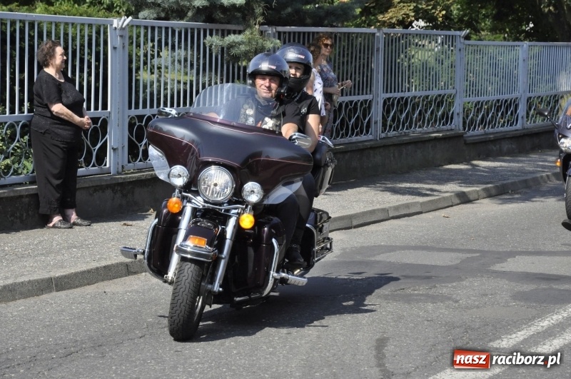 Zdjęcie w galerii na portalu naszraciborz.pl: Odpustowa parada motocyklistów w Pogrzebieniu. Najstarsza taka na Śląsku wiadomości z regionu