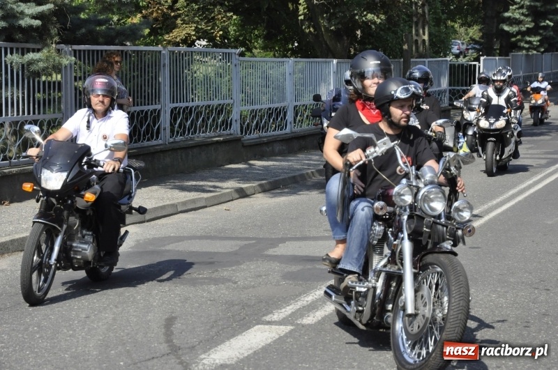 Zdjęcie w galerii na portalu naszraciborz.pl: Odpustowa parada motocyklistów w Pogrzebieniu. Najstarsza taka na Śląsku wiadomości z regionu