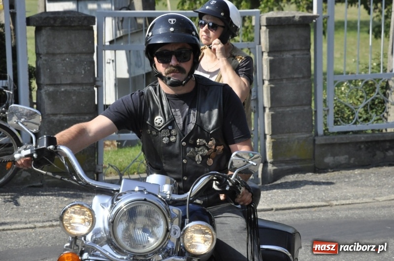 Zdjęcie w galerii na portalu naszraciborz.pl: Odpustowa parada motocyklistów w Pogrzebieniu. Najstarsza taka na Śląsku wiadomości z regionu