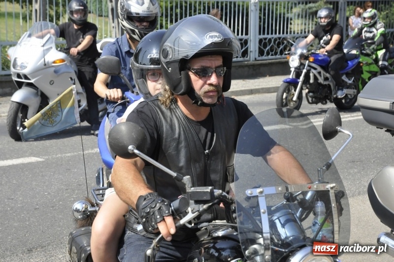 Zdjęcie w galerii na portalu naszraciborz.pl: Odpustowa parada motocyklistów w Pogrzebieniu. Najstarsza taka na Śląsku wiadomości z regionu