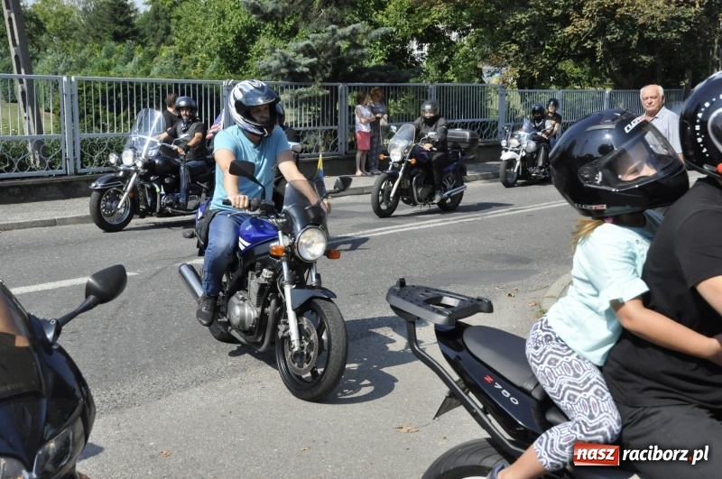 Zdjęcie w galerii na portalu naszraciborz.pl: Odpustowa parada motocyklistów w Pogrzebieniu. Najstarsza taka na Śląsku wiadomości z regionu