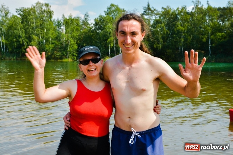 Zdjęcie w galerii na portalu naszraciborz.pl: Kuźnia Raciborska szuka ochłody na Wodniku  wiadomości z regionu