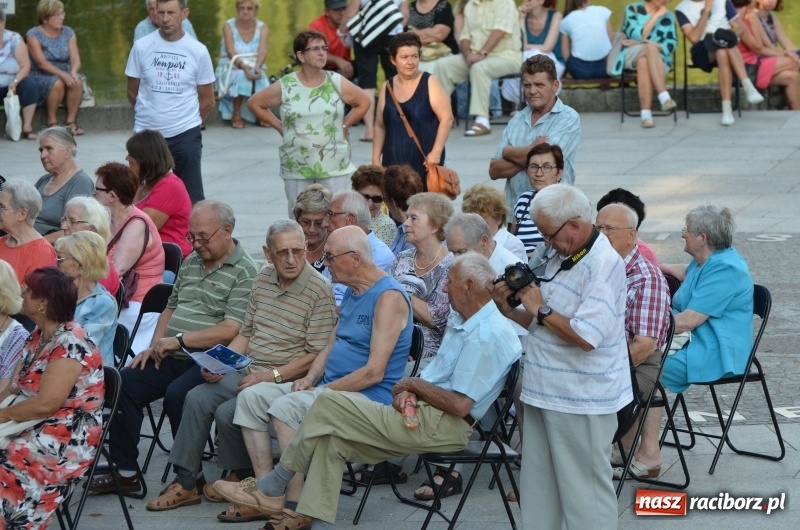 Zdjęcie w galerii na portalu naszraciborz.pl: Ostatni lipcowy koncert letni w parku Roth  wiadomości z regionu