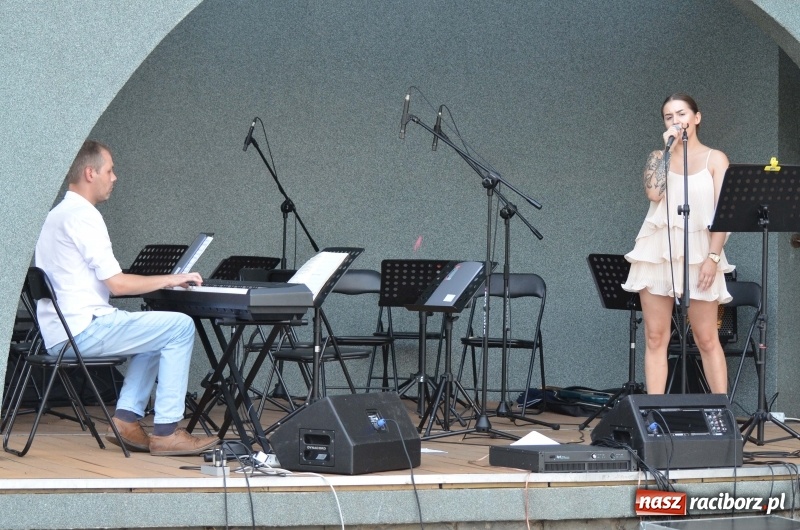 Zdjęcie w galerii na portalu naszraciborz.pl: Ostatni lipcowy koncert letni w parku Roth  wiadomości z regionu