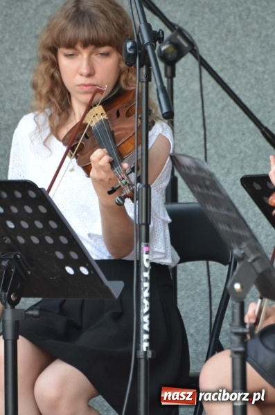 Zdjęcie w galerii na portalu naszraciborz.pl: Ostatni lipcowy koncert letni w parku Roth  wiadomości z regionu