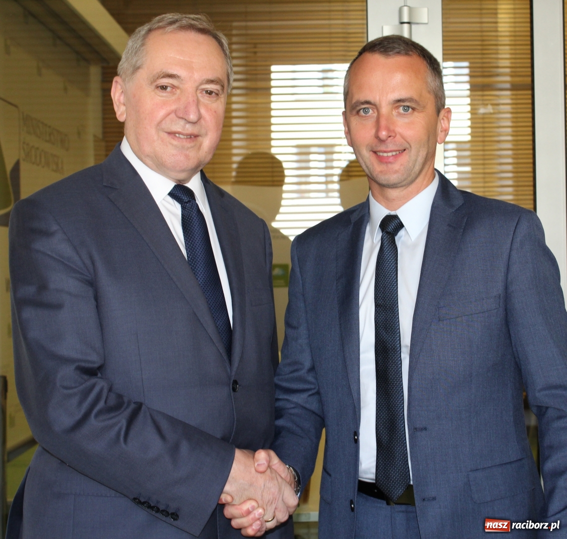 Zdjęcie w galerii na portalu naszraciborz.pl: Dariusz Polowy w ministerstwie środowiska wiadomości z regionu