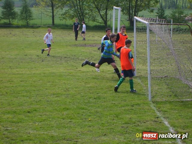 Zdjęcie w galerii na portalu naszraciborz.pl: Ministranci z Dzierżysławia na podium wiadomości z regionu