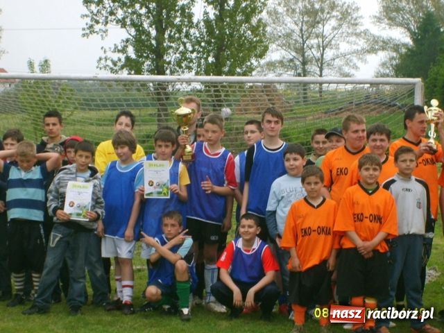 Zdjęcie w galerii na portalu naszraciborz.pl: Ministranci z Dzierżysławia na podium wiadomości z regionu