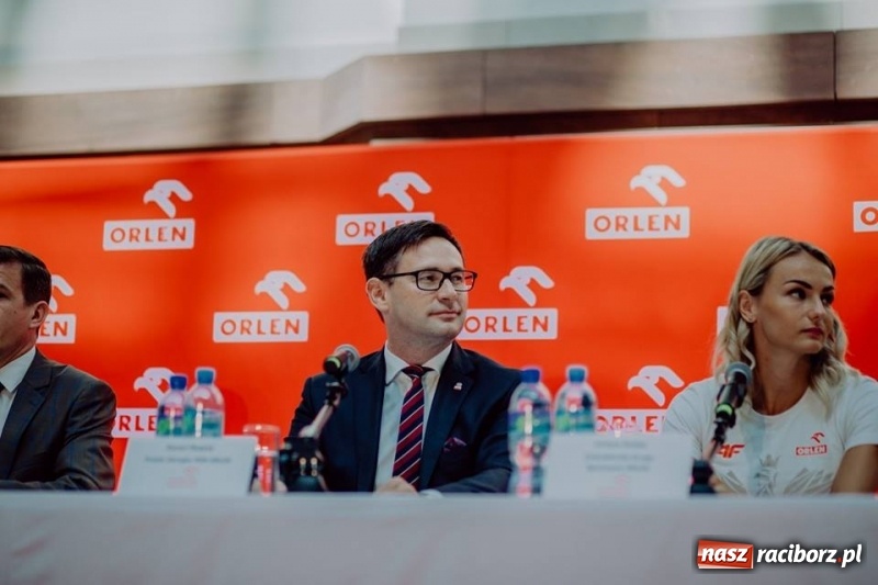 Zdjęcie w galerii na portalu naszraciborz.pl: Justyna Święty-Ersetic dołączyła do grupy ORLEN  wiadomości z regionu