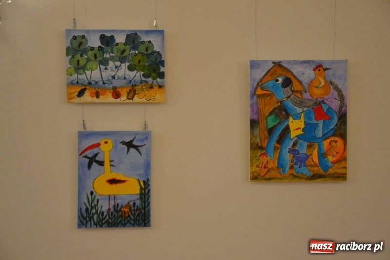 Zdjęcie w galerii na portalu naszraciborz.pl: Barwy i kształty dzieciństwa oraz Taki pejzaż – wernisaż wystawy na Zamku Piastowskim  wiadomości z regionu