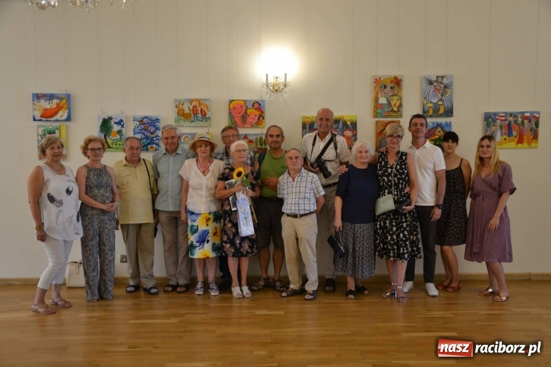 Zdjęcie w galerii na portalu naszraciborz.pl: Barwy i kształty dzieciństwa oraz Taki pejzaż – wernisaż wystawy na Zamku Piastowskim  wiadomości z regionu