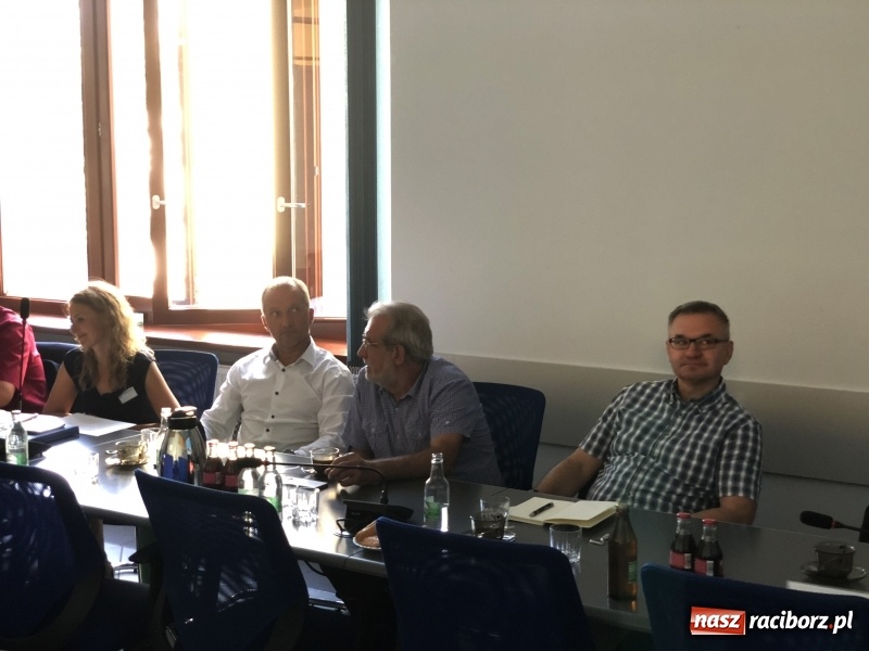 Zdjęcie w galerii na portalu naszraciborz.pl: Młodzież znów garnie się do liceów. Władze powiatu nie są zadowolone z tej tendencji  wiadomości z regionu