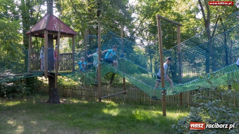 Zdjęcie w galerii na portalu naszraciborz.pl: Uff - jak gorąco! Lato z Biblioteką z wizytą w Stacyjkowie wiadomości z regionu