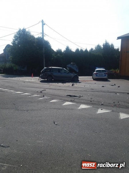Zdjęcie w galerii na portalu naszraciborz.pl: To cud, że ludzie z BMW wyszli z tego cało  wiadomości z regionu