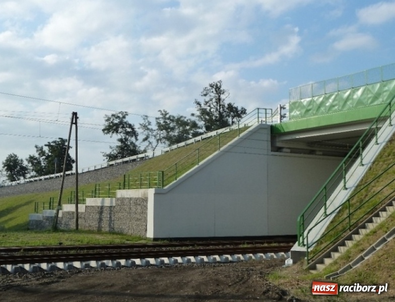 Zdjęcie w galerii na portalu naszraciborz.pl: Zakończyła się budowa nowego wiaduktu w Nędzy wiadomości z regionu