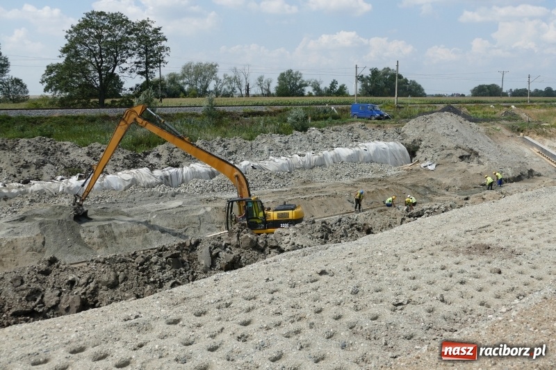 Zdjęcie w galerii na portalu naszraciborz.pl: Na placu budowy zbiornika Racibórz FOTO  wiadomości z regionu