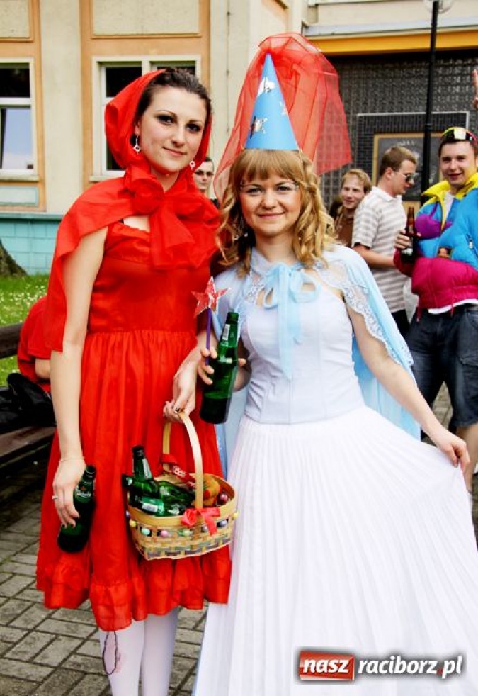 Zdjęcie w galerii na portalu naszraciborz.pl: Juwenalia - rządy Bachusa i... Chmielusa wiadomości z regionu