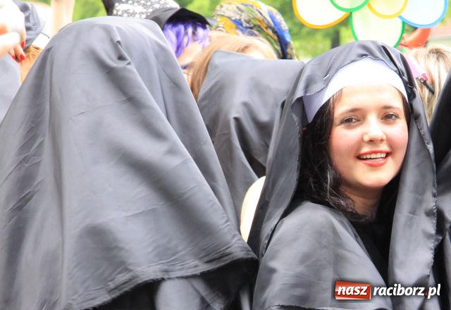 Zdjęcie w galerii na portalu naszraciborz.pl: Juwenalia - rządy Bachusa i... Chmielusa wiadomości z regionu