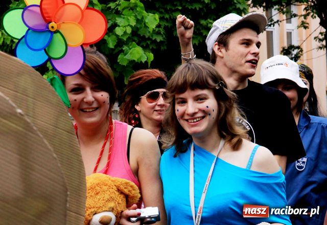 Zdjęcie w galerii na portalu naszraciborz.pl: Juwenalia - rządy Bachusa i... Chmielusa wiadomości z regionu