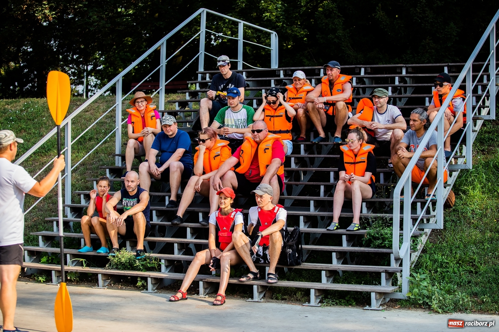 Zdjęcie w galerii na portalu naszraciborz.pl: Z nurtem Odry i w górę Ulgi, czyli spływ kajakowy Pętlą Diabeusza wiadomości z regionu