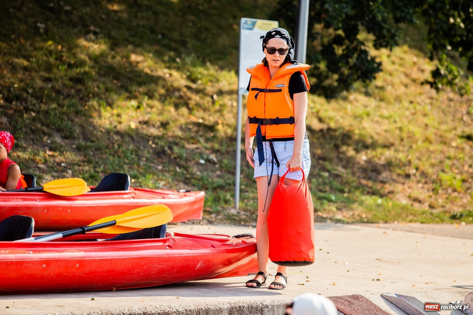 Zdjęcie w galerii na portalu naszraciborz.pl: Z nurtem Odry i w górę Ulgi, czyli spływ kajakowy Pętlą Diabeusza wiadomości z regionu