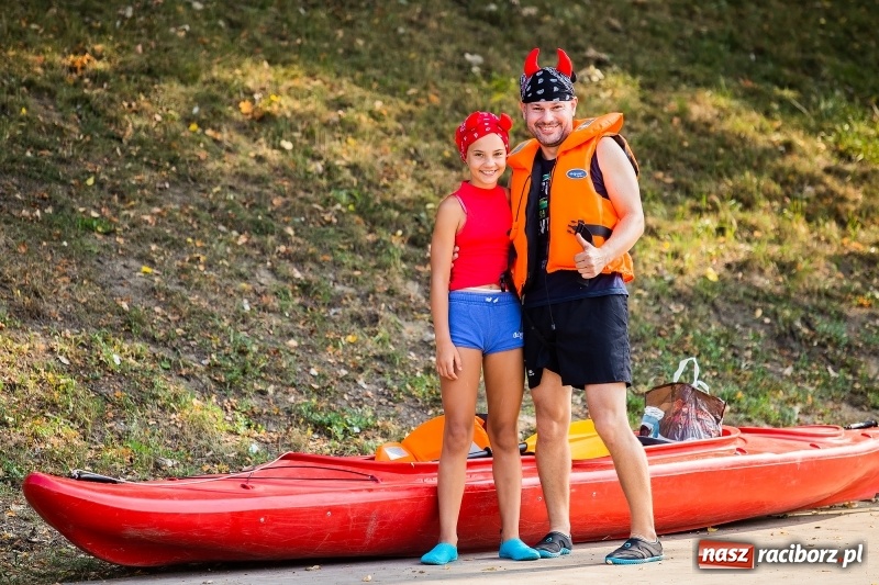 Zdjęcie w galerii na portalu naszraciborz.pl: Z nurtem Odry i w górę Ulgi, czyli spływ kajakowy Pętlą Diabeusza wiadomości z regionu