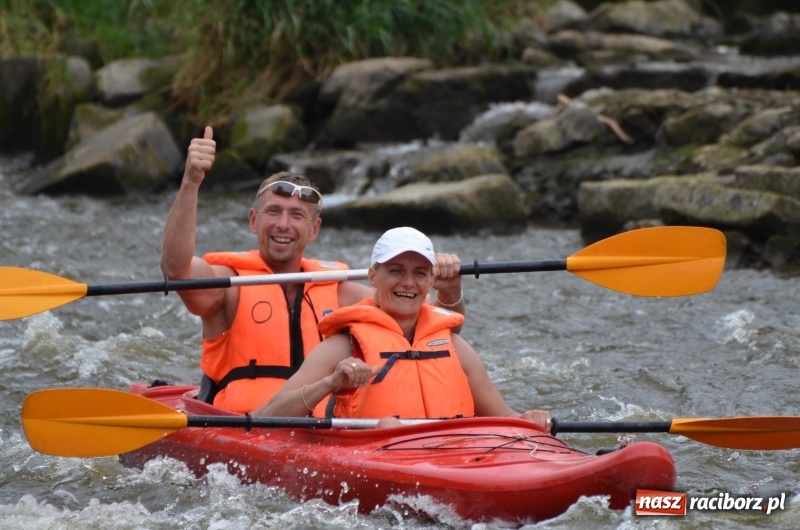 Zdjęcie w galerii na portalu naszraciborz.pl: Z nurtem Odry i w górę Ulgi, czyli spływ kajakowy Pętlą Diabeusza wiadomości z regionu