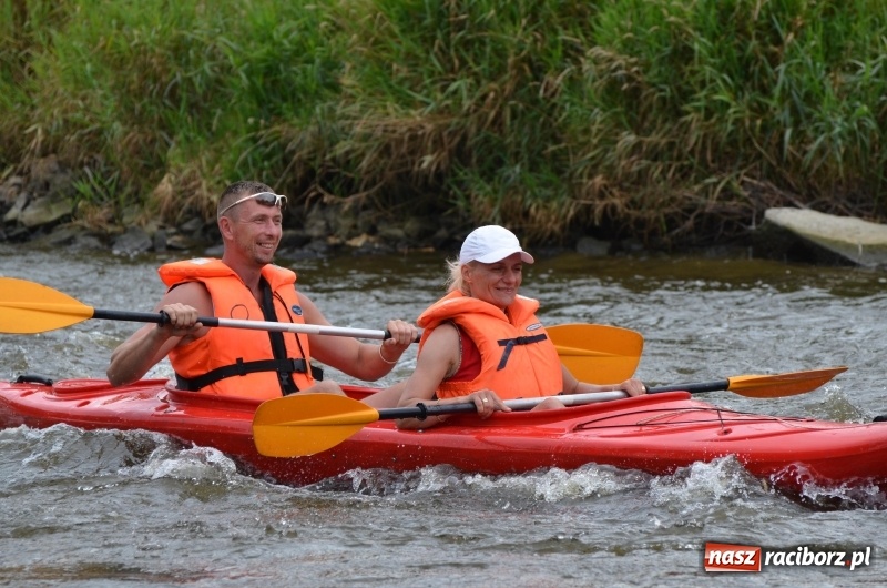 Zdjęcie w galerii na portalu naszraciborz.pl: Z nurtem Odry i w górę Ulgi, czyli spływ kajakowy Pętlą Diabeusza wiadomości z regionu