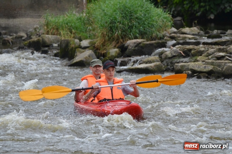 Zdjęcie w galerii na portalu naszraciborz.pl: Z nurtem Odry i w górę Ulgi, czyli spływ kajakowy Pętlą Diabeusza wiadomości z regionu