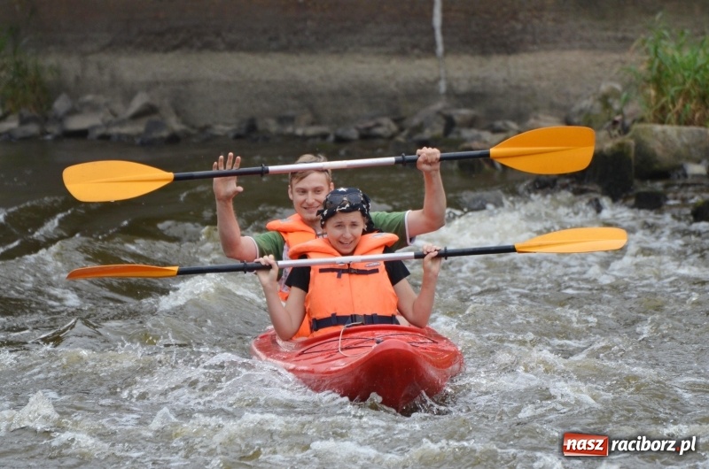 Zdjęcie w galerii na portalu naszraciborz.pl: Z nurtem Odry i w górę Ulgi, czyli spływ kajakowy Pętlą Diabeusza wiadomości z regionu