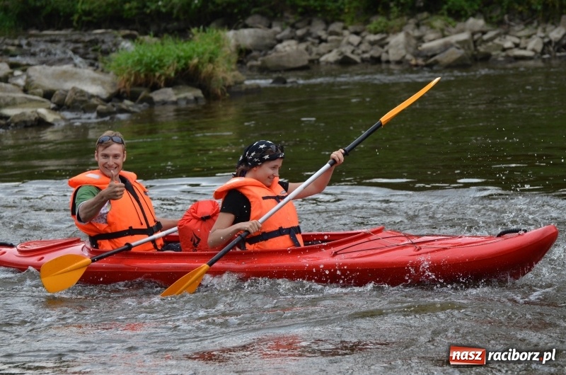 Zdjęcie w galerii na portalu naszraciborz.pl: Z nurtem Odry i w górę Ulgi, czyli spływ kajakowy Pętlą Diabeusza wiadomości z regionu