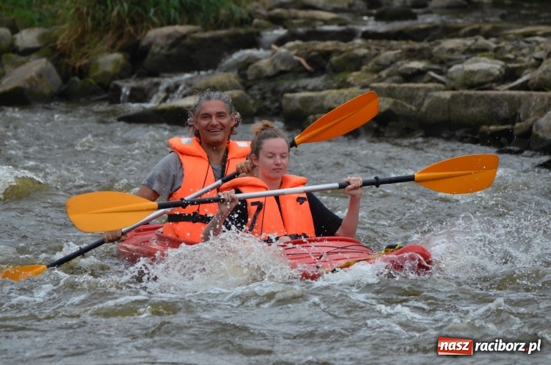 Zdjęcie w galerii na portalu naszraciborz.pl: Z nurtem Odry i w górę Ulgi, czyli spływ kajakowy Pętlą Diabeusza wiadomości z regionu