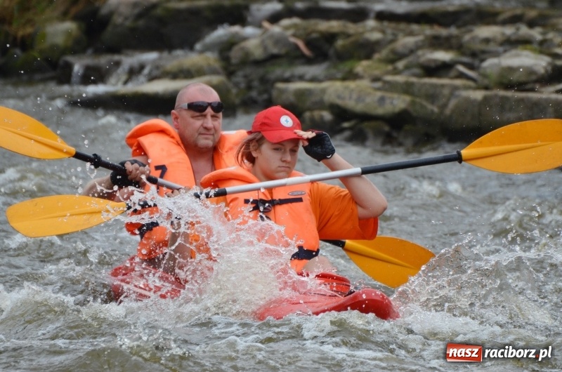 Zdjęcie w galerii na portalu naszraciborz.pl: Z nurtem Odry i w górę Ulgi, czyli spływ kajakowy Pętlą Diabeusza wiadomości z regionu
