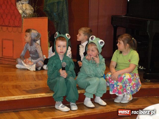 Zdjęcie w galerii na portalu naszraciborz.pl: Międzynarodowy Przegląd Teatrzyków wiadomości z regionu