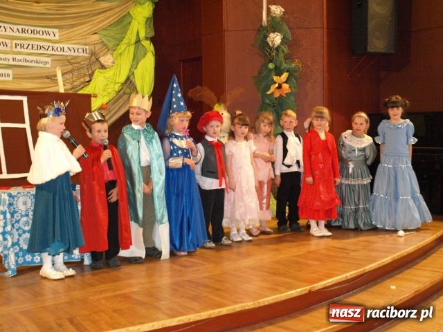 Zdjęcie w galerii na portalu naszraciborz.pl: Międzynarodowy Przegląd Teatrzyków wiadomości z regionu