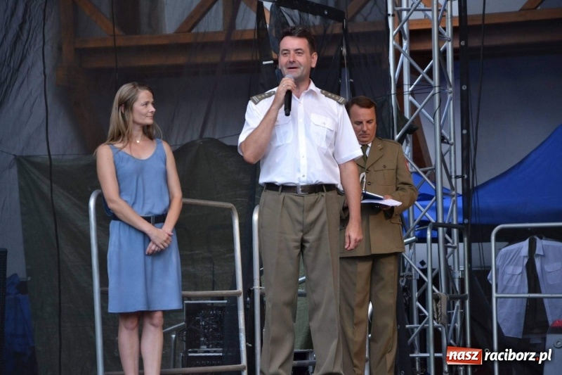 Zdjęcie w galerii na portalu naszraciborz.pl: Reprezentacyjny Zespół Artystyczny Wojska Polskiego wystąpił na Zamku Piastowskim wiadomości z regionu