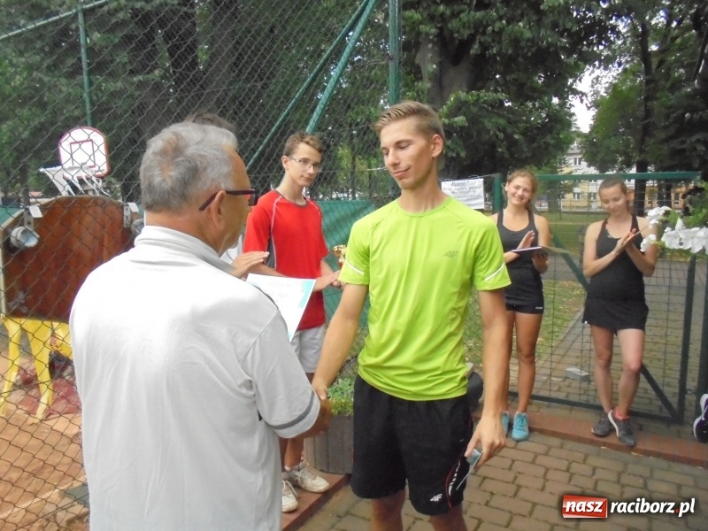 Zdjęcie w galerii na portalu naszraciborz.pl: Paweł Słysz wygrał turniej tenisowy TKKF wiadomości z regionu