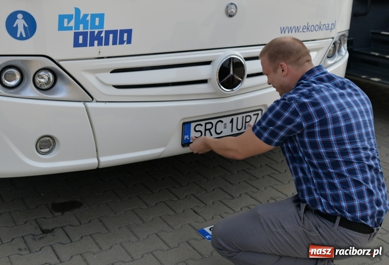 Zdjęcie w galerii na portalu naszraciborz.pl: Eko-Okna. Firma zakupiła sześć nowych mercedesów  wiadomości z regionu