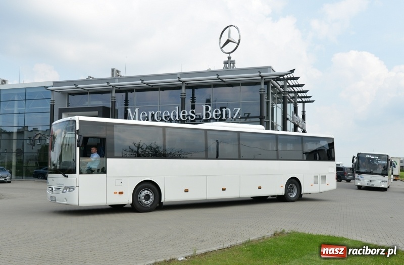 Zdjęcie w galerii na portalu naszraciborz.pl: Eko-Okna. Firma zakupiła sześć nowych mercedesów  wiadomości z regionu