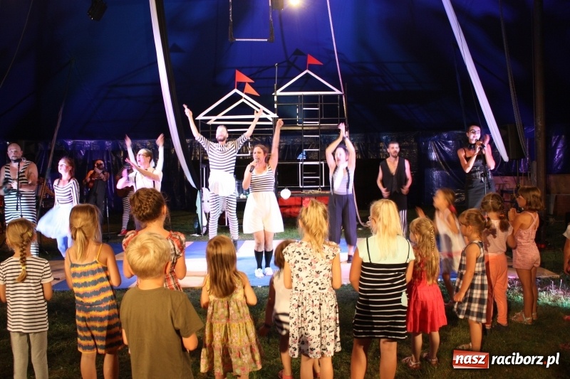 Zdjęcie w galerii na portalu naszraciborz.pl: Dzieciom trzeba pokój dać! - Pippi Pończoszanka w Nędzy wiadomości z regionu