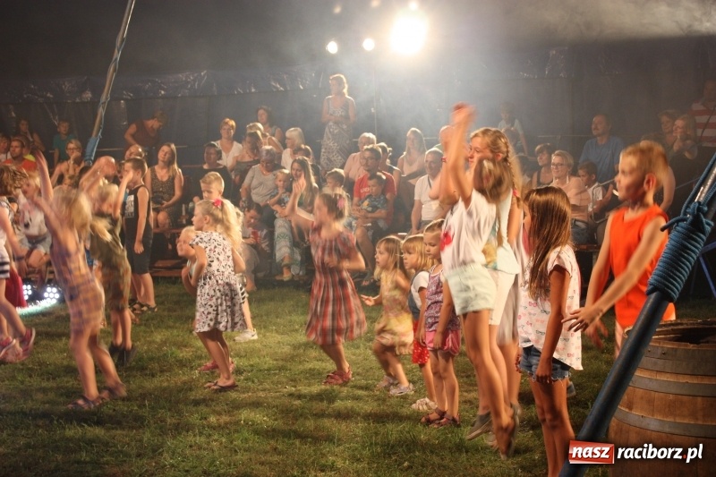 Zdjęcie w galerii na portalu naszraciborz.pl: Dzieciom trzeba pokój dać! - Pippi Pończoszanka w Nędzy wiadomości z regionu