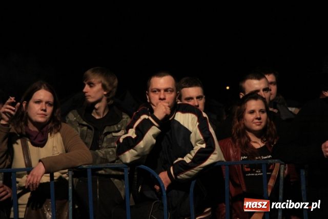 Zdjęcie w galerii na portalu naszraciborz.pl: Studenci bawili się na rockowo wiadomości z regionu
