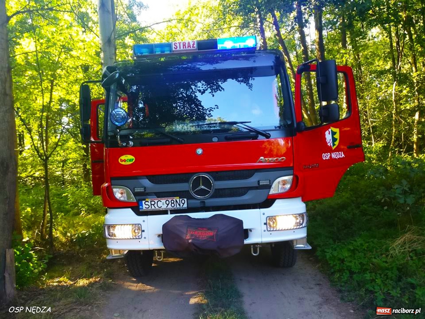 Zdjęcie w galerii na portalu naszraciborz.pl: Straż gasiła pożar trawy w Babicach. To prawdopodobnie robota podpalacza  wiadomości z regionu
