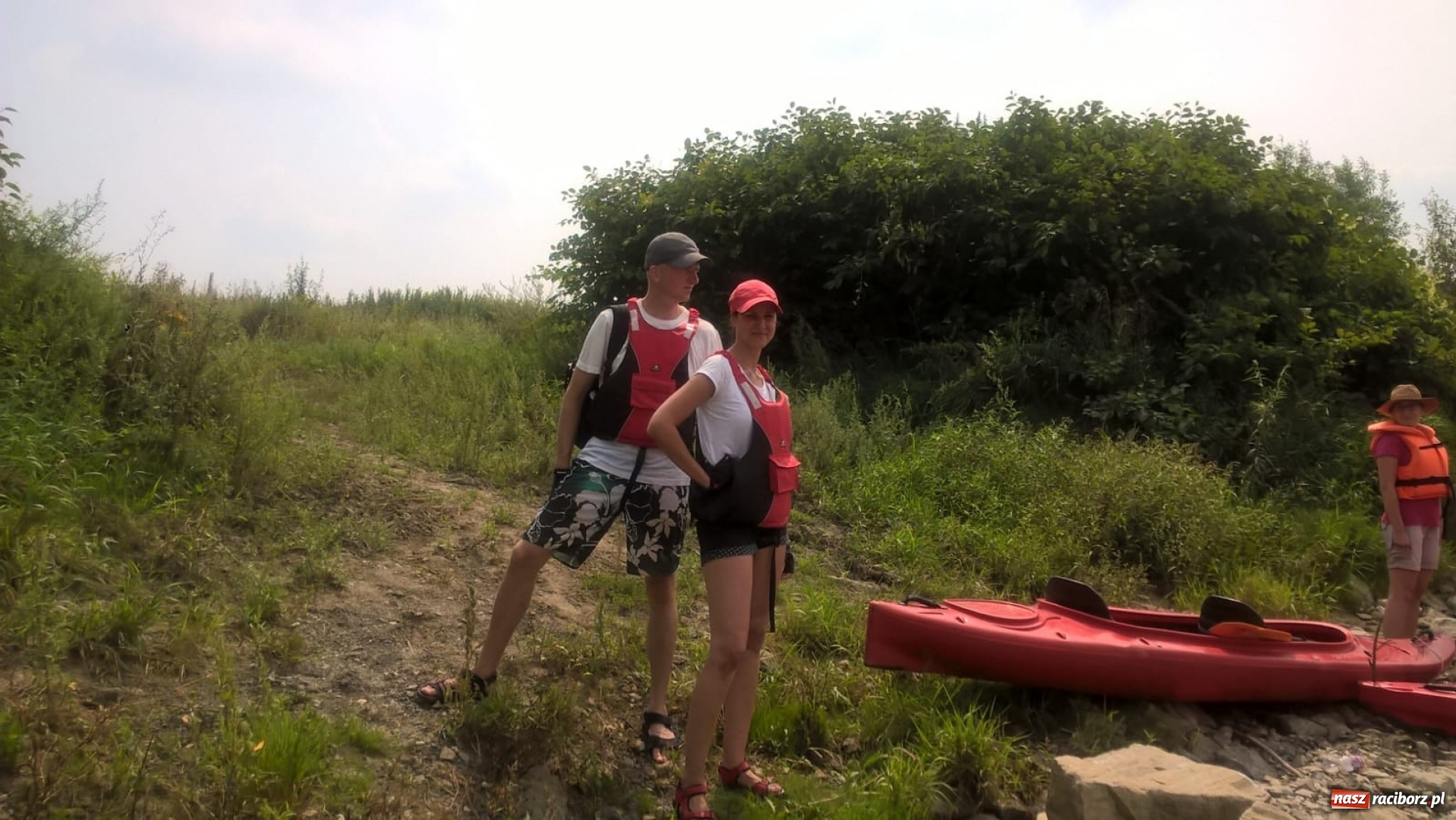 Zdjęcie w galerii na portalu naszraciborz.pl: Wakacje dla odkrywców. Odra na wysokości Płoni  wiadomości z regionu