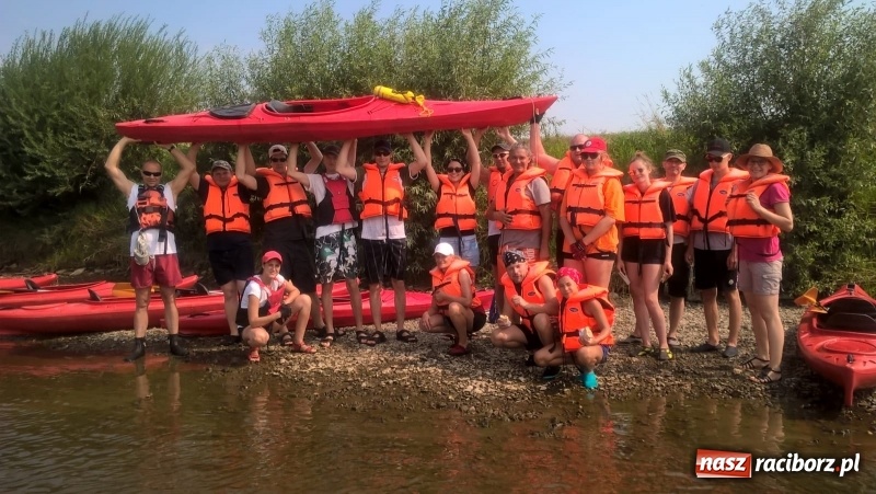 Zdjęcie w galerii na portalu naszraciborz.pl: Wakacje dla odkrywców. Odra na wysokości Płoni  wiadomości z regionu