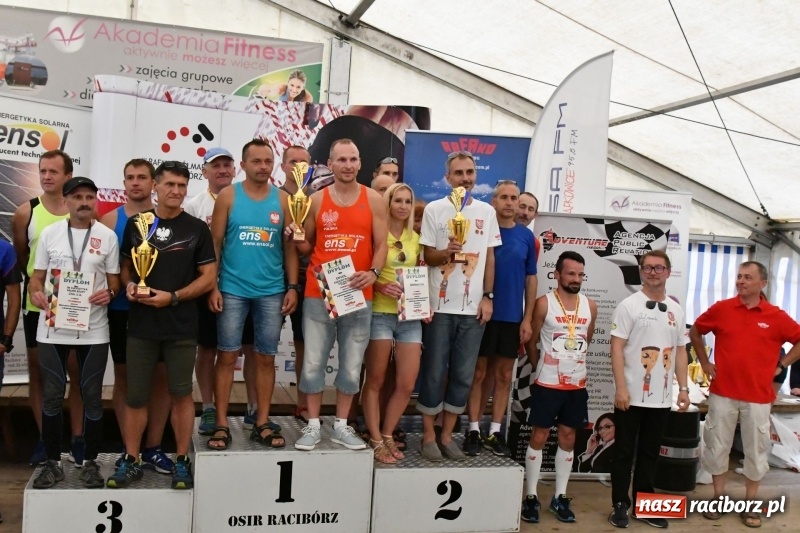 Zdjęcie w galerii na portalu naszraciborz.pl: Energetycy i nauczyciele na start wiadomości z regionu