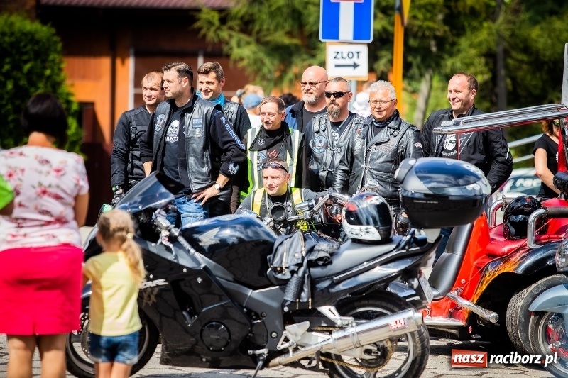 Zdjęcie w galerii na portalu naszraciborz.pl: Parada ulicami miasta w ramach zlotu motocyklowego w Pszowie wiadomości z regionu