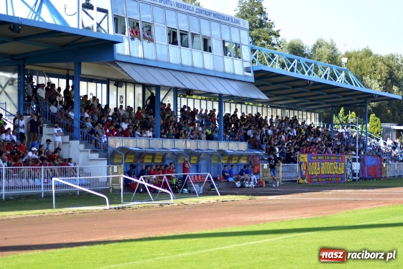 Zdjęcie w galerii na portalu naszraciborz.pl: Ruszył piłkarski sezon 2018/2019. Patryk Dudziński katem Krzyżanowic wiadomości z regionu