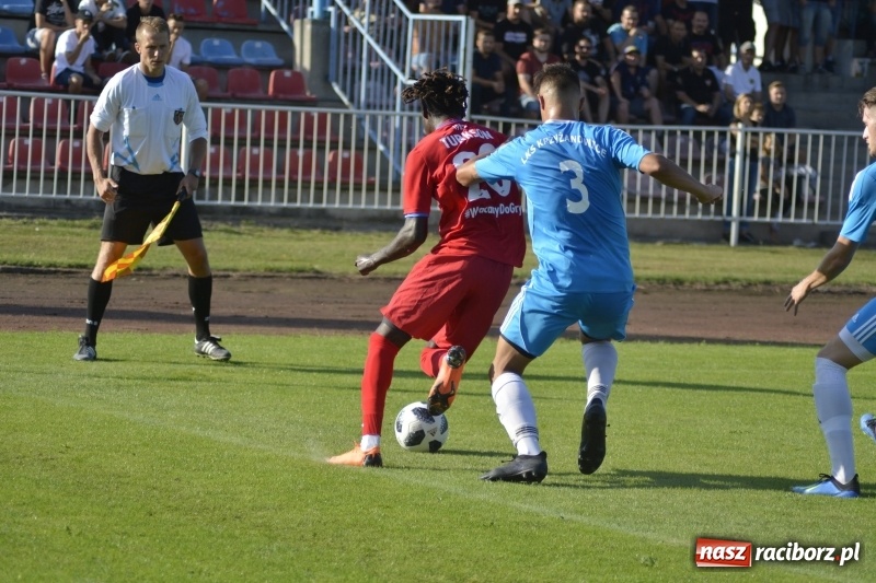 Zdjęcie w galerii na portalu naszraciborz.pl: Ruszył piłkarski sezon 2018/2019. Patryk Dudziński katem Krzyżanowic wiadomości z regionu